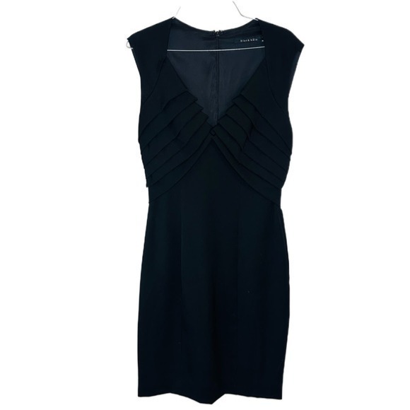 Black Halo Pleated V-Neck Sheath‎ in Black Size 4 - Picture 1 of 7
